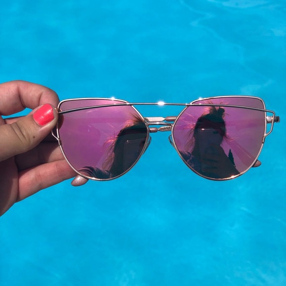 Sunglasses - Picture 1 of 3